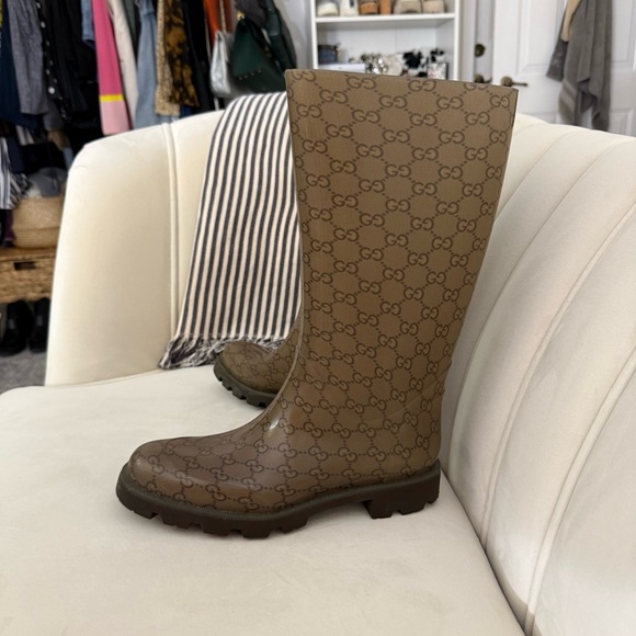 Gucci Size 40 Edimburg Rubber Rain Boots - Picture 3 of 11